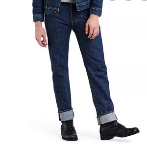 Men’s Levi’s broken-in 501 blue jeans 34x32